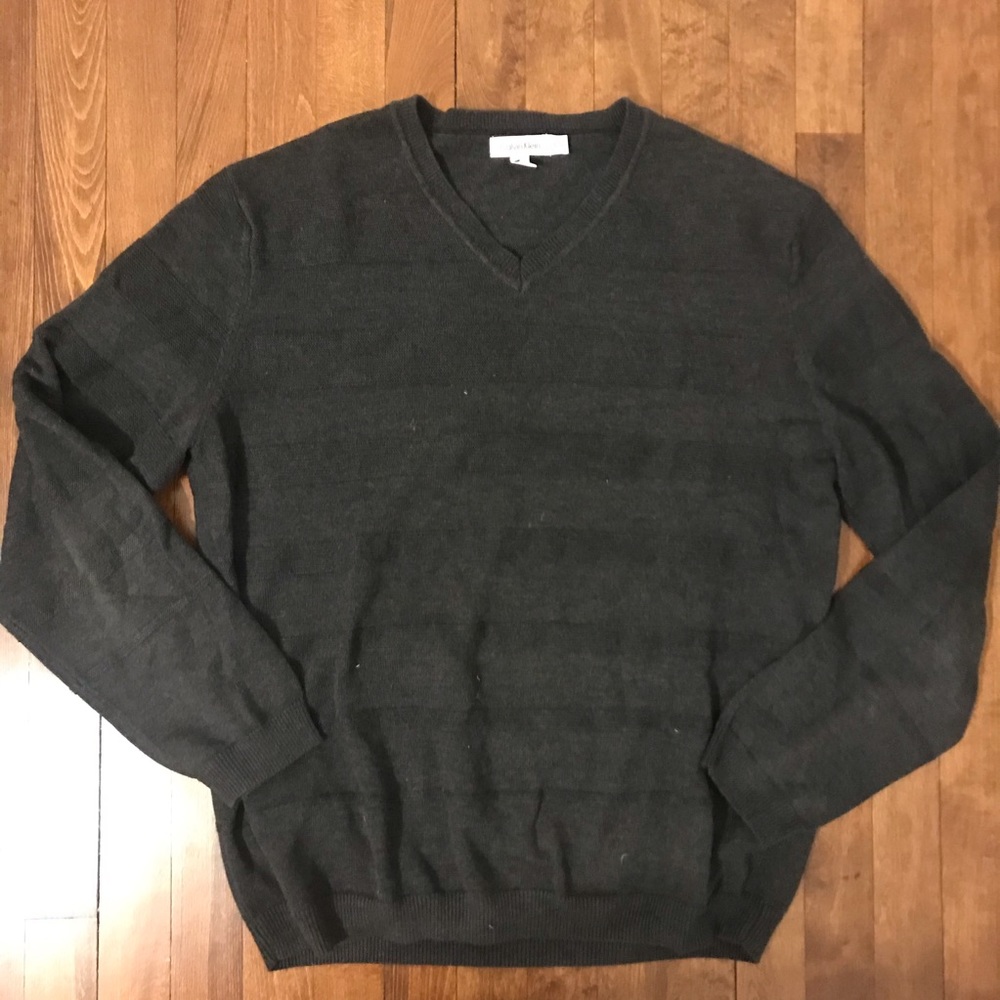 Men’s Calvin Klein Gray Sweater